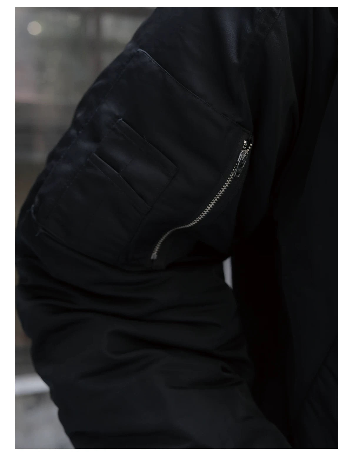 Men’s Curved-Cut Padded Jacket – American Vintage Oversized Blade Silhouette Cotton Coat T0036