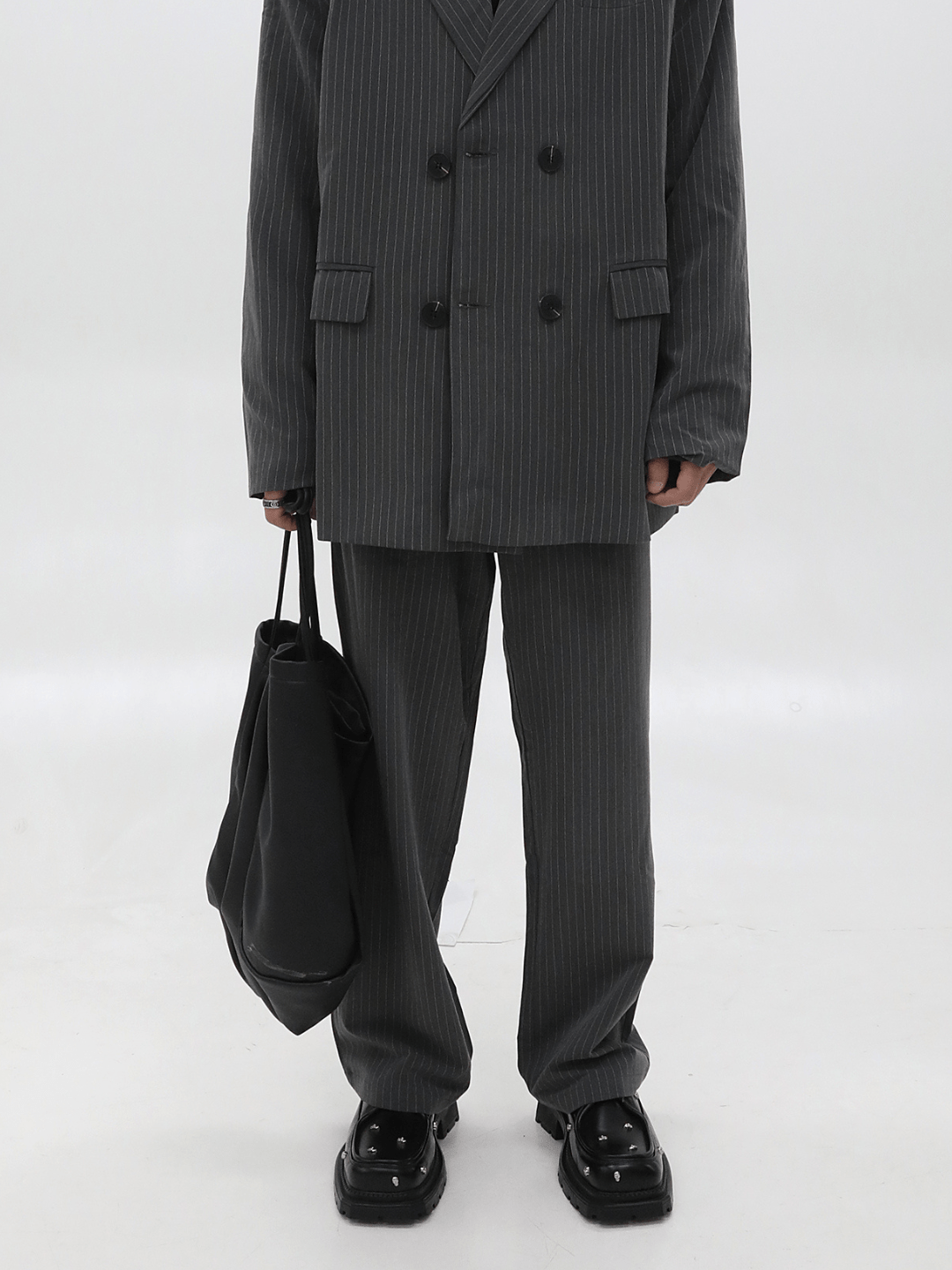 Rivet design square toe shoes S026