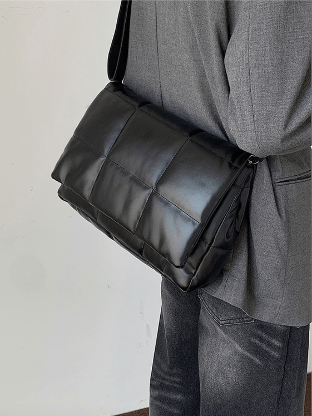 silk filling leather crossbody messenger bag A0074