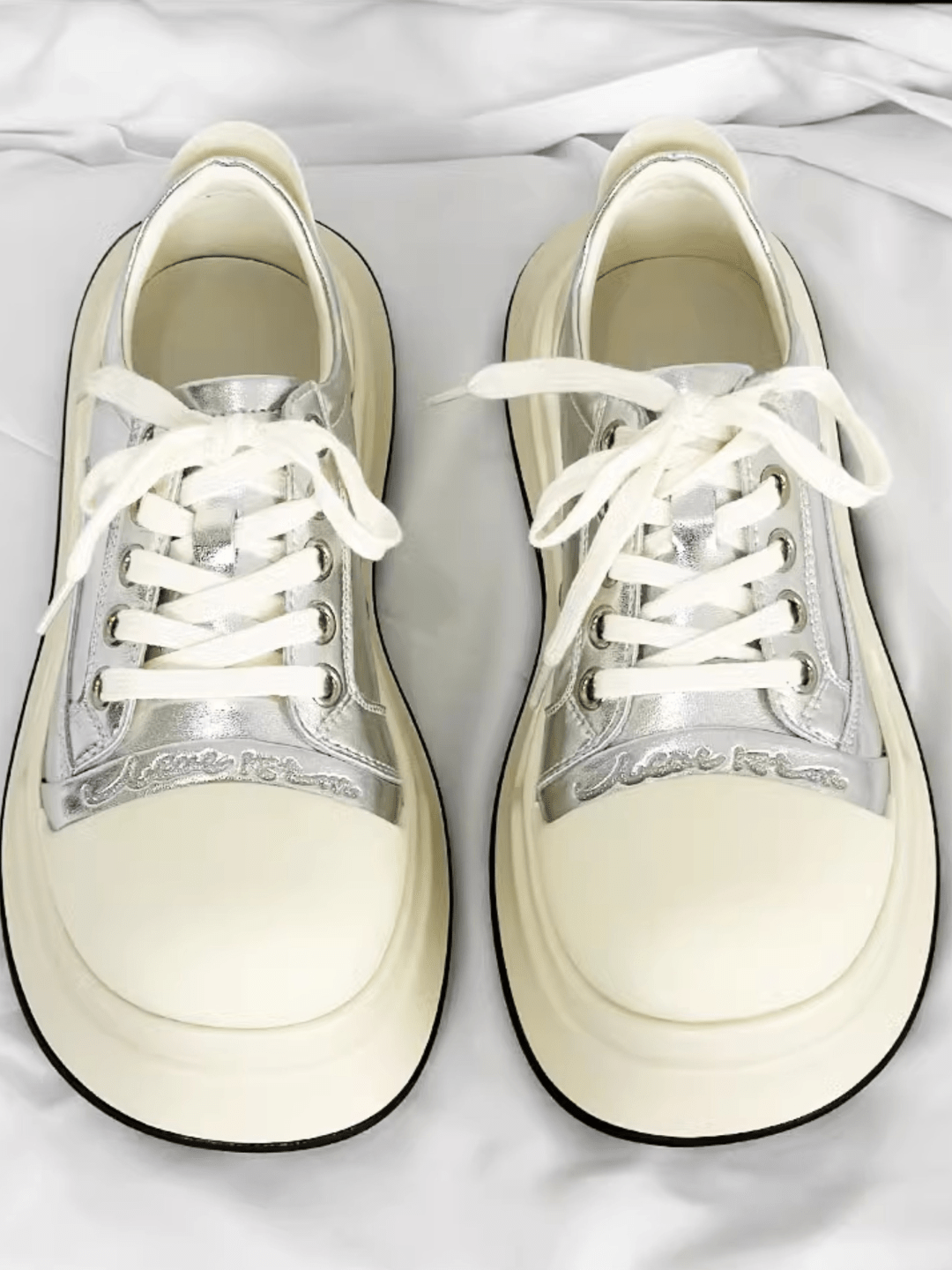 black and white round head shoes S053