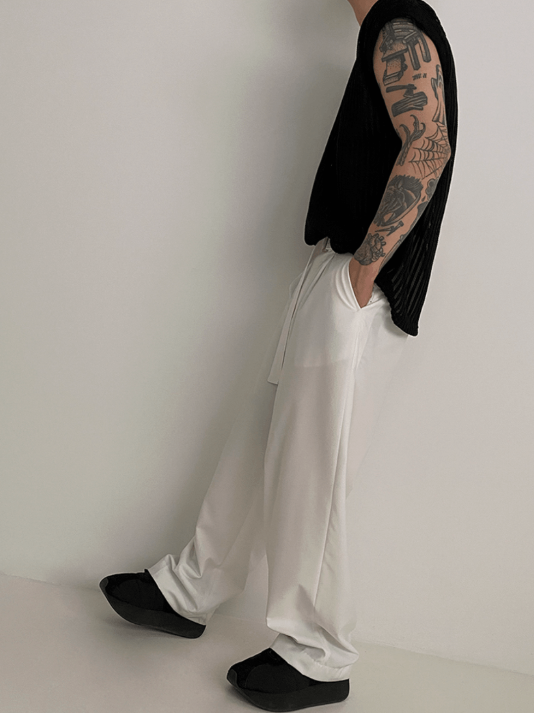 [MRCYC] Round Neck Sleeveless T-shirt J0109