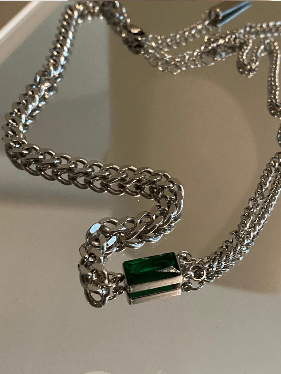 SQUARE GREEN DIAMOND NECKLACE A0027