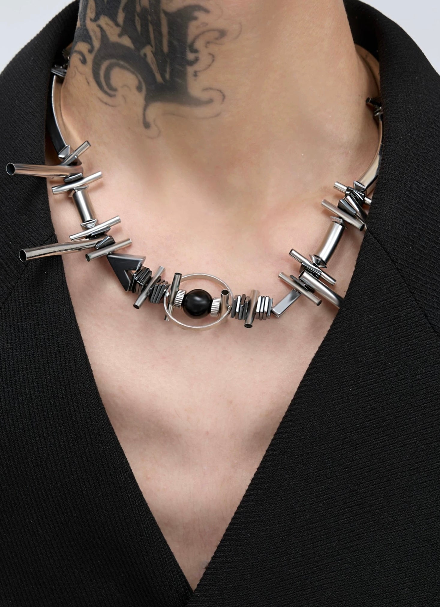 [STRUC TON] FUTURISTIC SPIKE NECKLACE A0064
