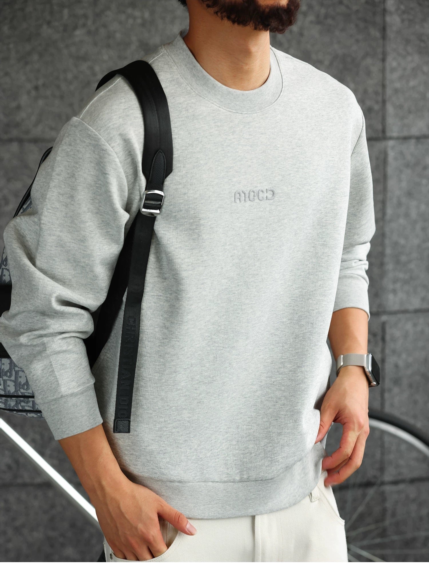 Men’s Air Cotton Embroidered Crewneck Sweatshirt S0018