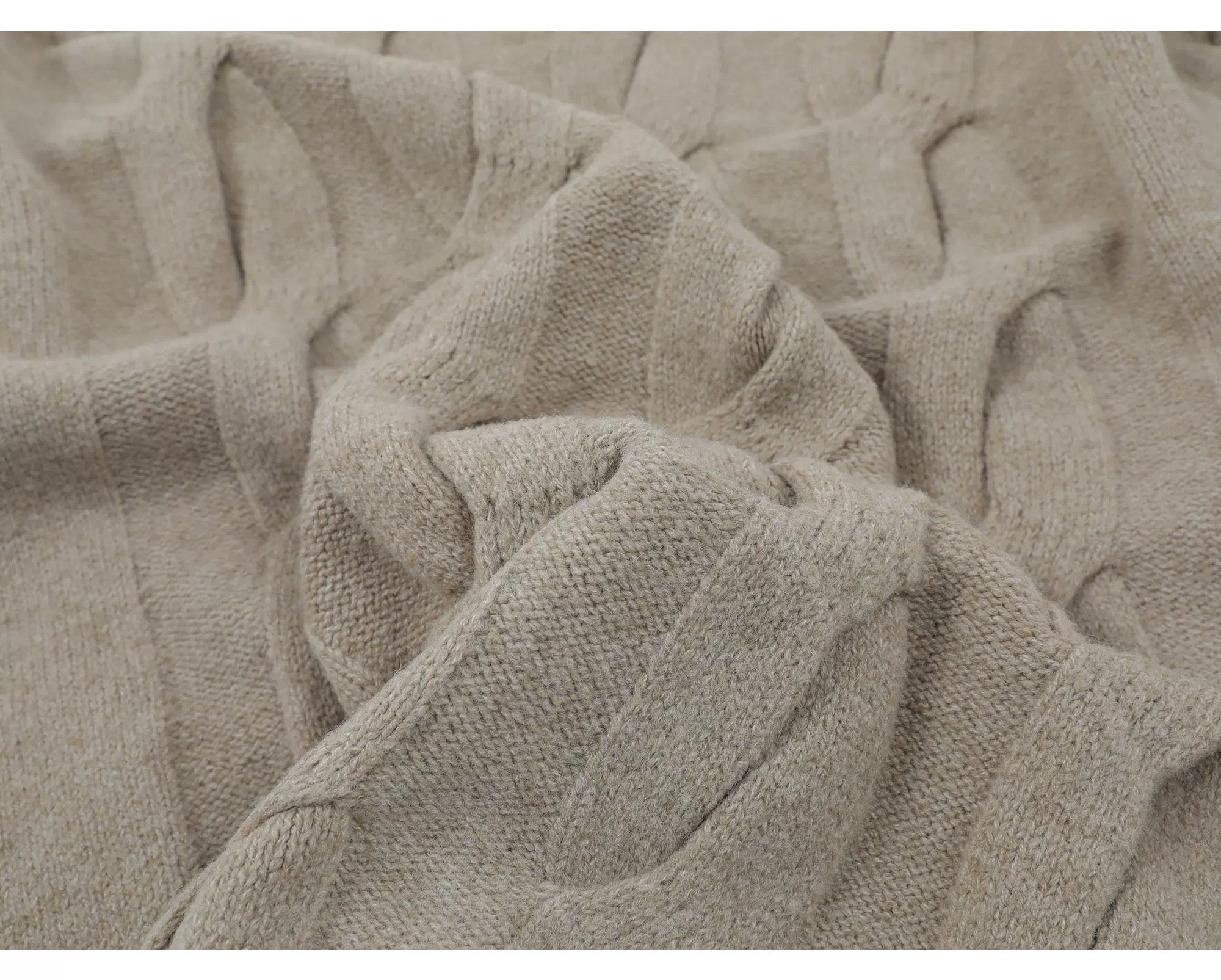 Vintage Cable Knit Turtleneck Sweater – American Retro Textured Pullover for MenS0026