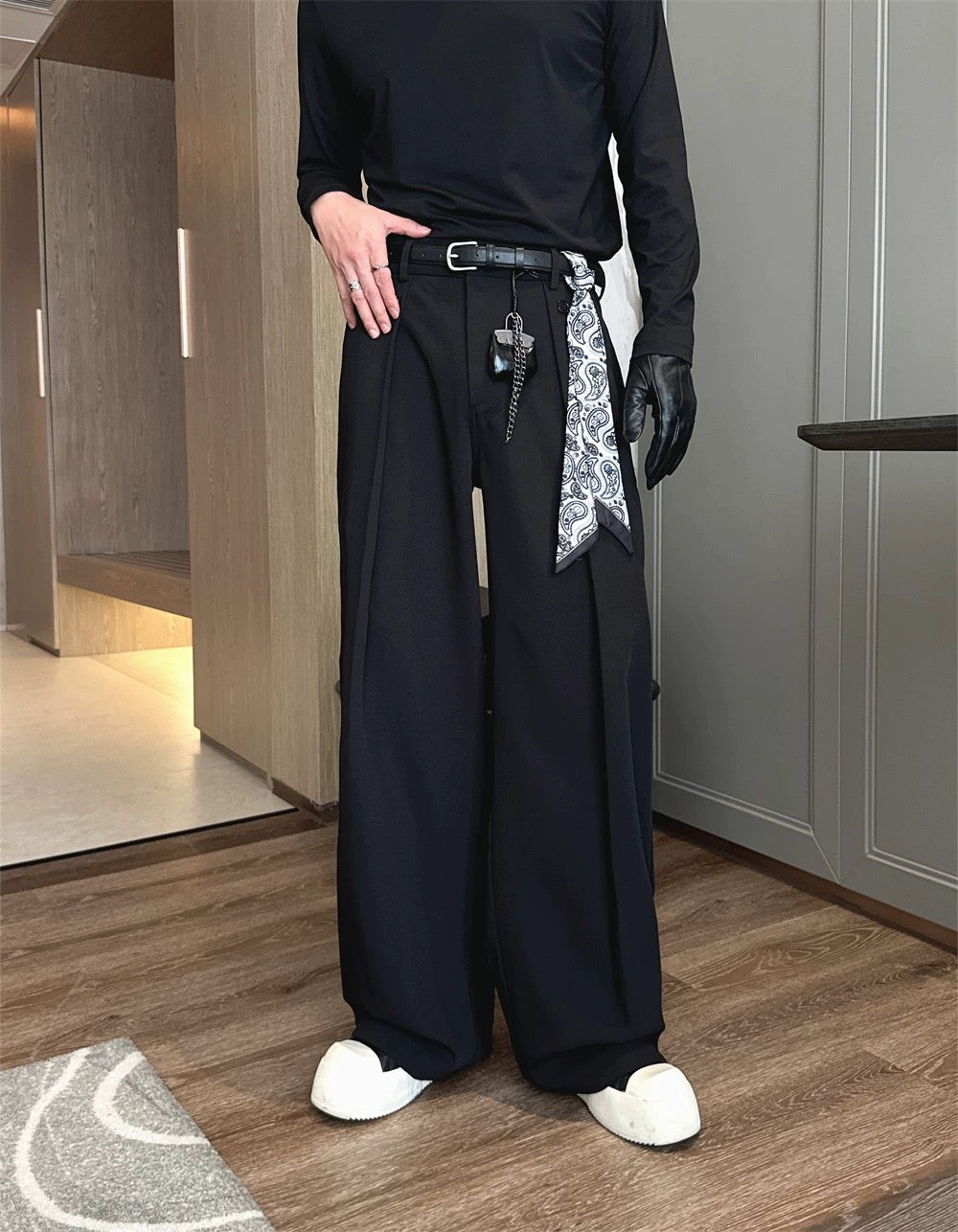 Men’s Vintage Curved-Pocket Trousers – Loose Fit Retro Wide-Leg Pants B0093