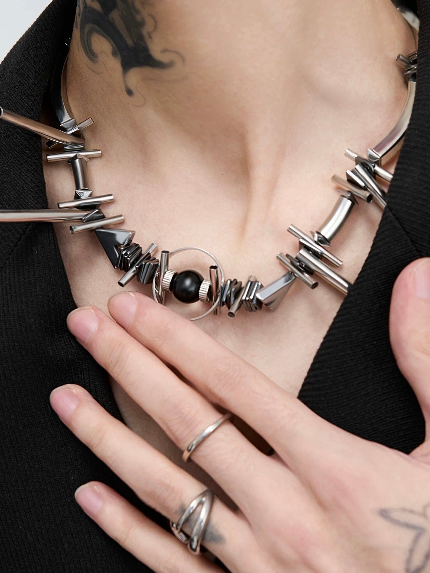 [STRUC TON] FUTURISTIC SPIKE NECKLACE A0064