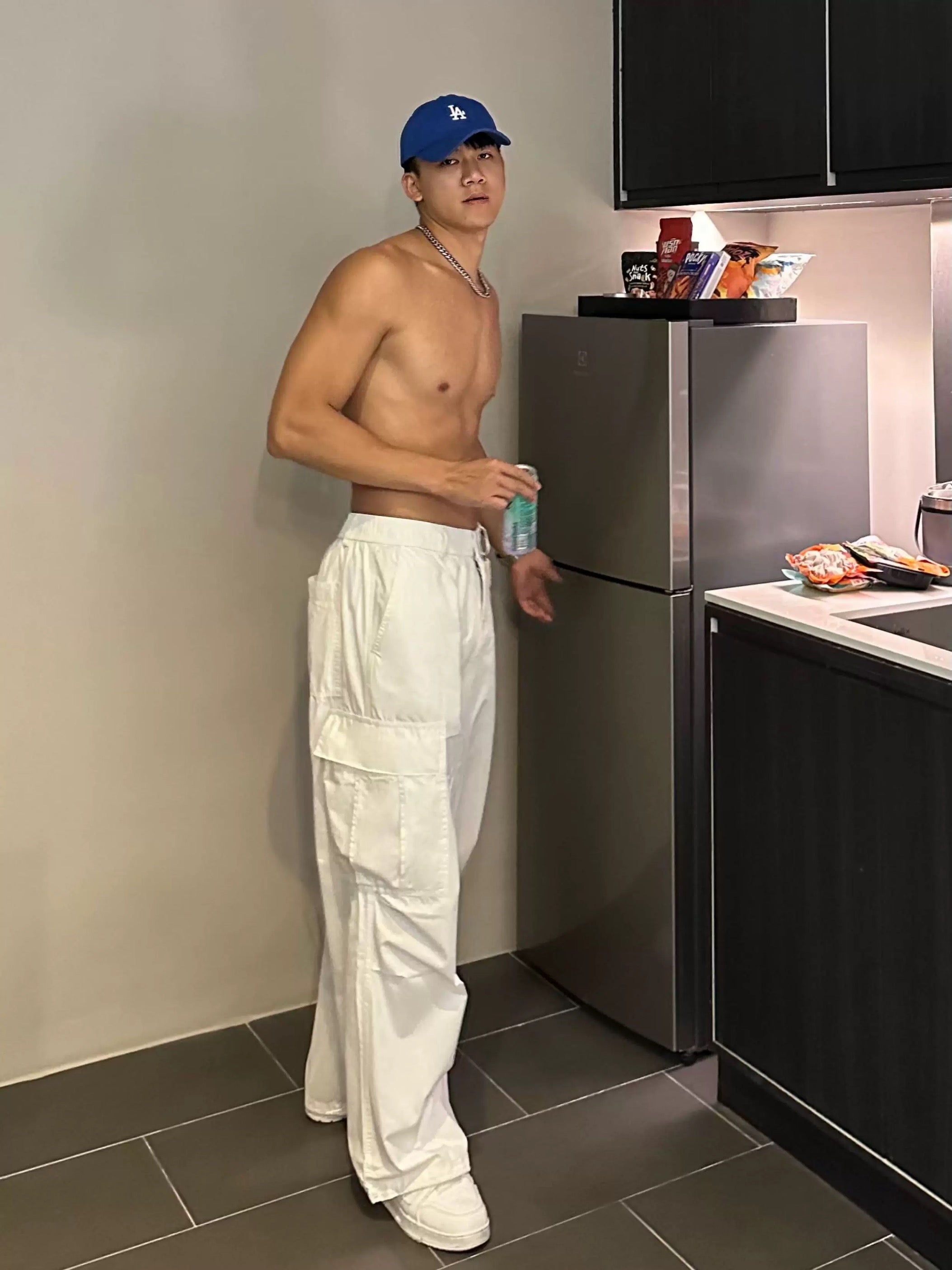 Men’s American High Street Wide-Leg Cargo Pants – Loose Fit Straight Utility Trousers B0054