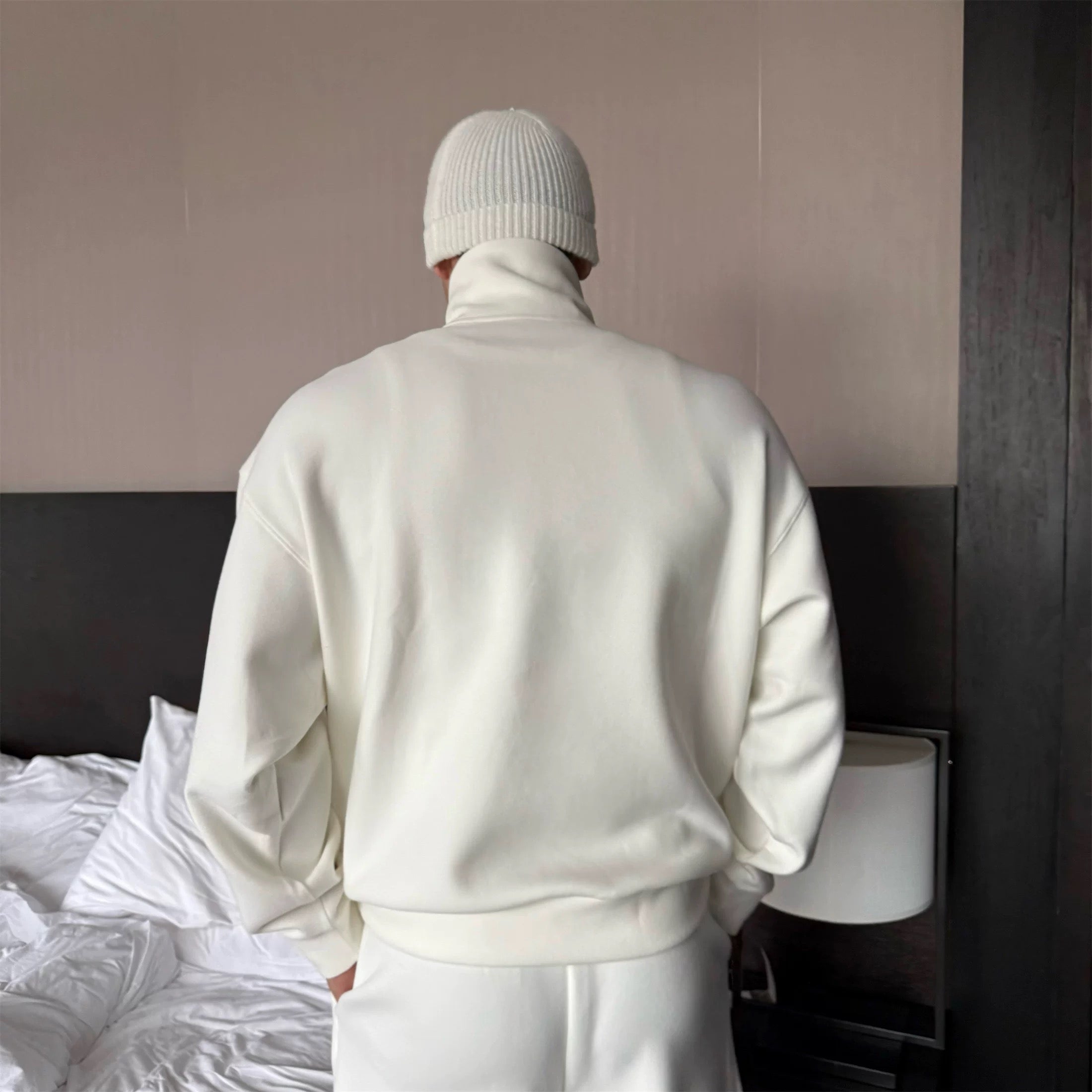 Chándal de polar estilo urbano para hombre | Conjunto de sudadera extragrande con cuello redondo y pantalón recto T0054