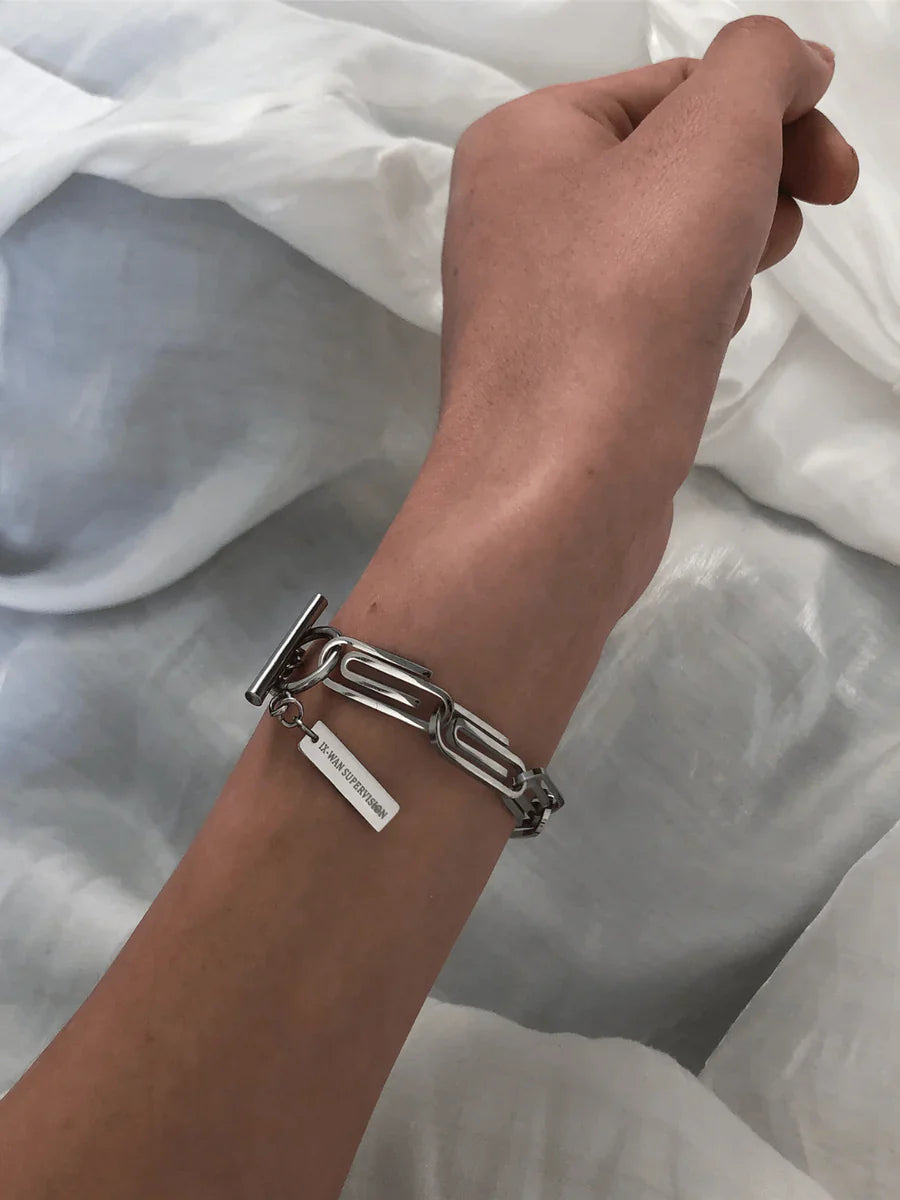 PAPER CLIP BRACELET A0051