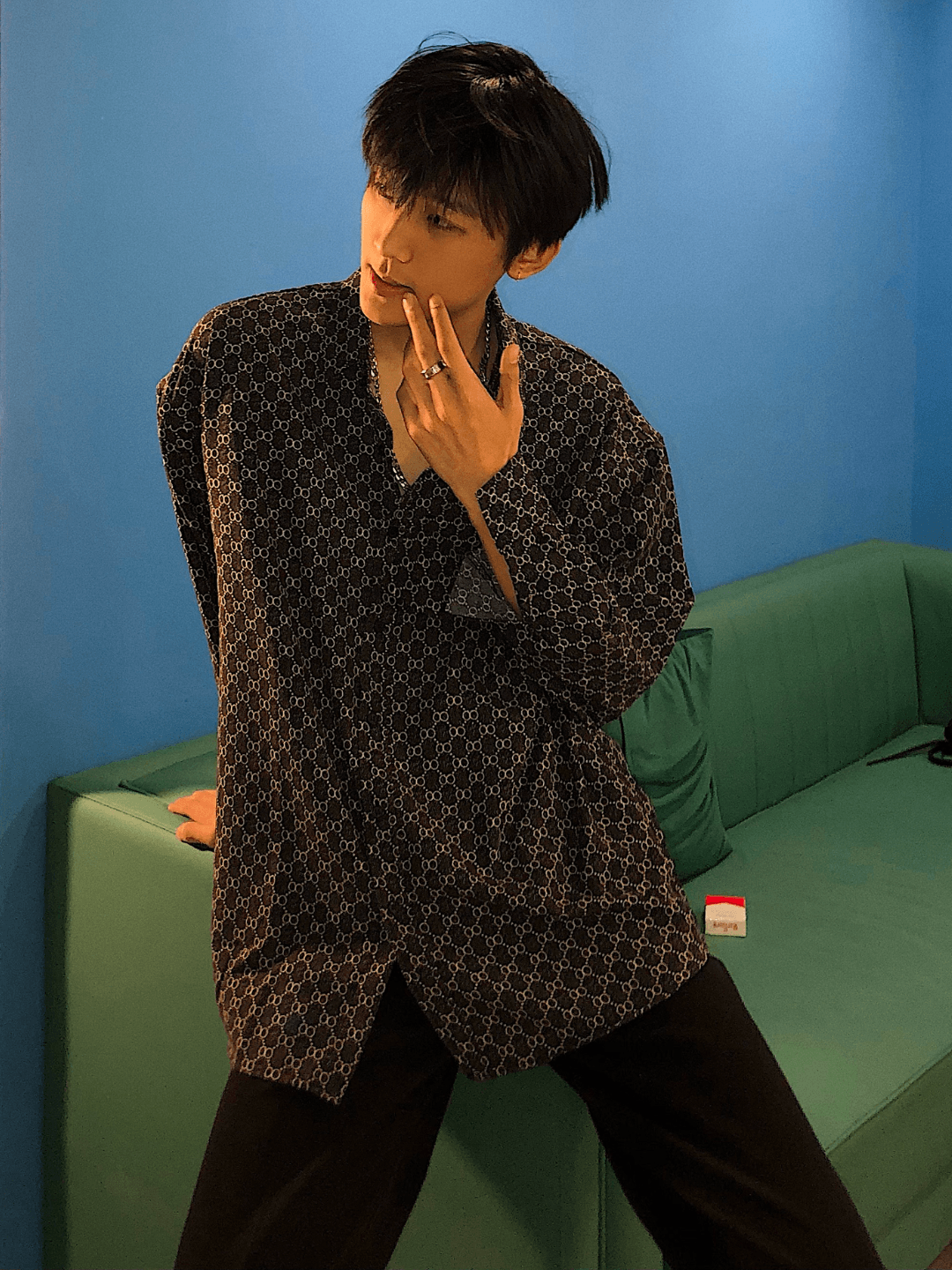 [01H studios] Hong Kong pattern shirt J0116