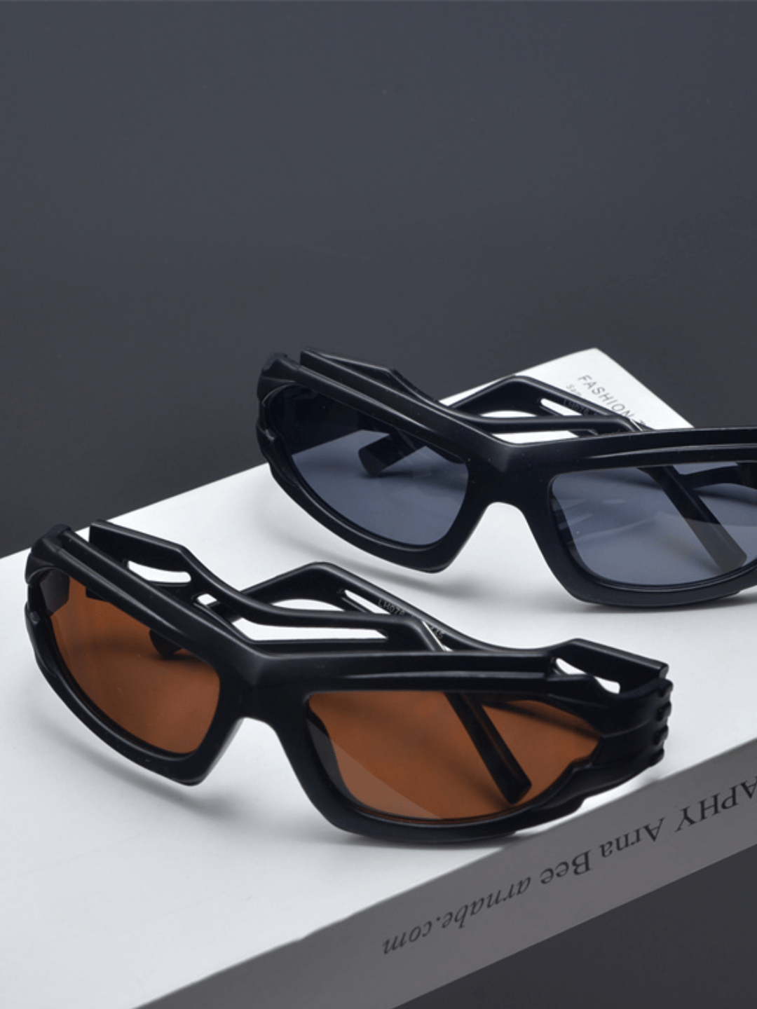 FUTURE-TECH STYLE SUNGLASSES A0068