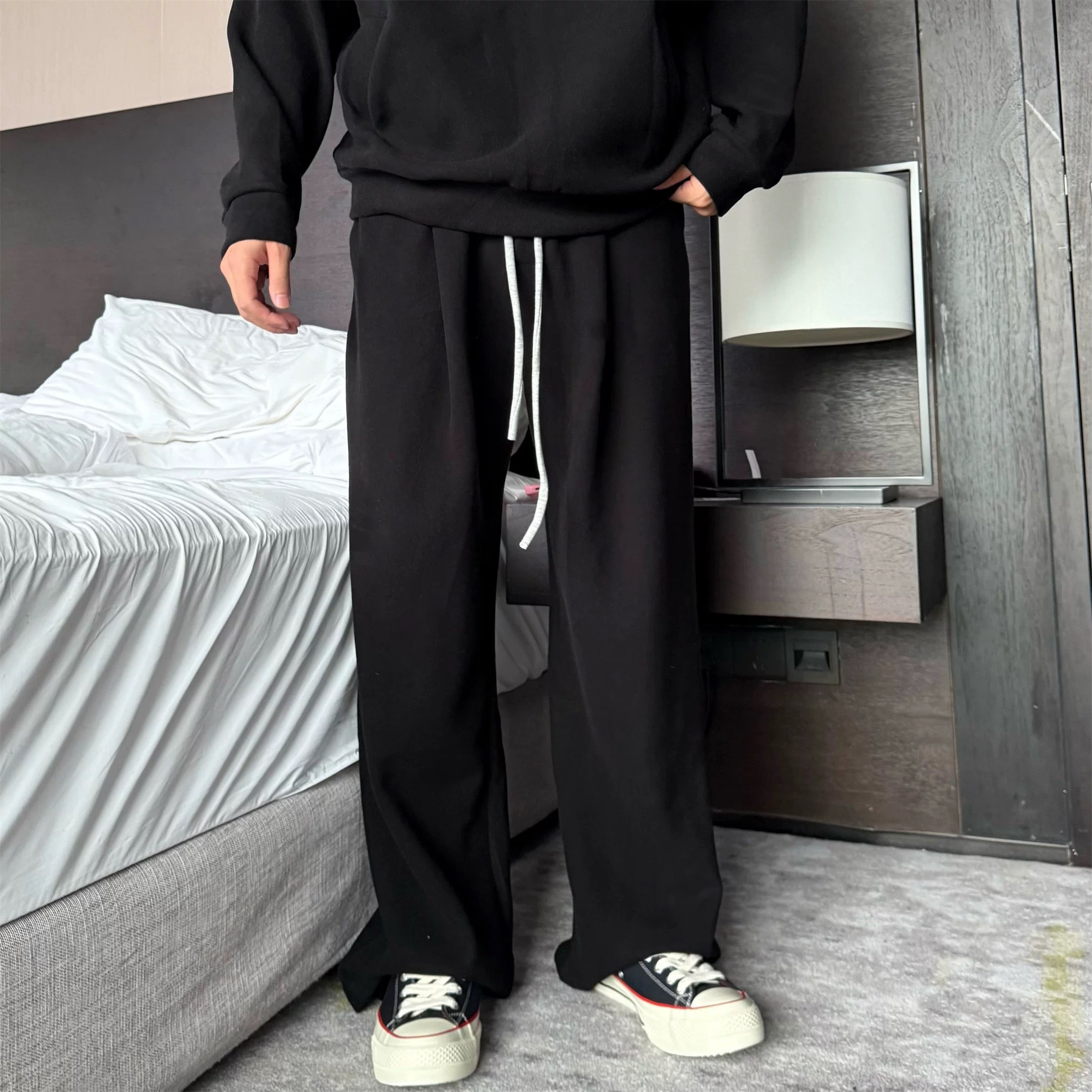 Chándal de polar estilo urbano para hombre | Conjunto de sudadera extragrande con cuello redondo y pantalón recto T0054