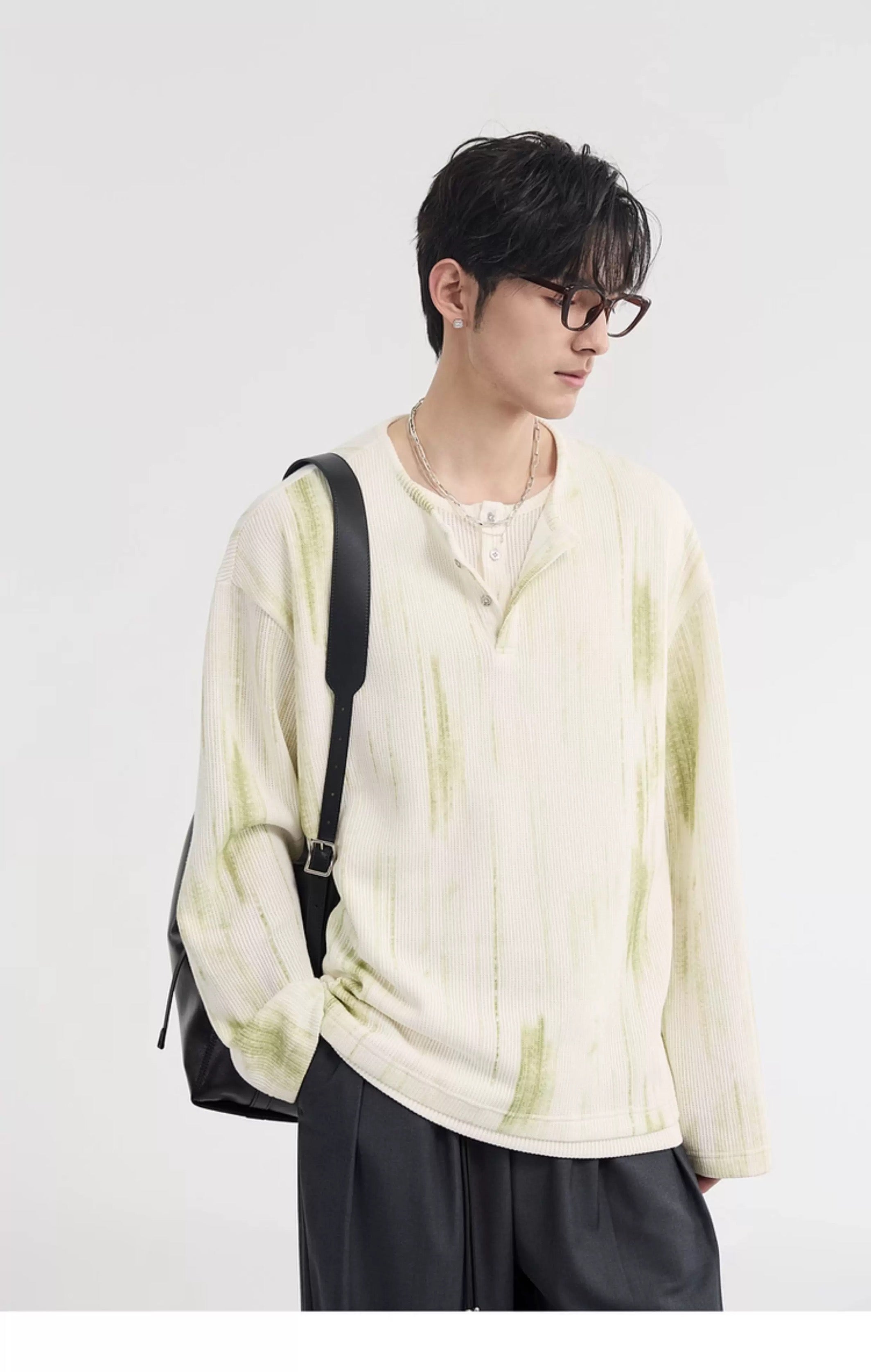 Men's 2025 New Textured Henry Neck Fake Two-Piece - Korean-Style V-Neck Long-Sleeve Base T-Shirt T0040