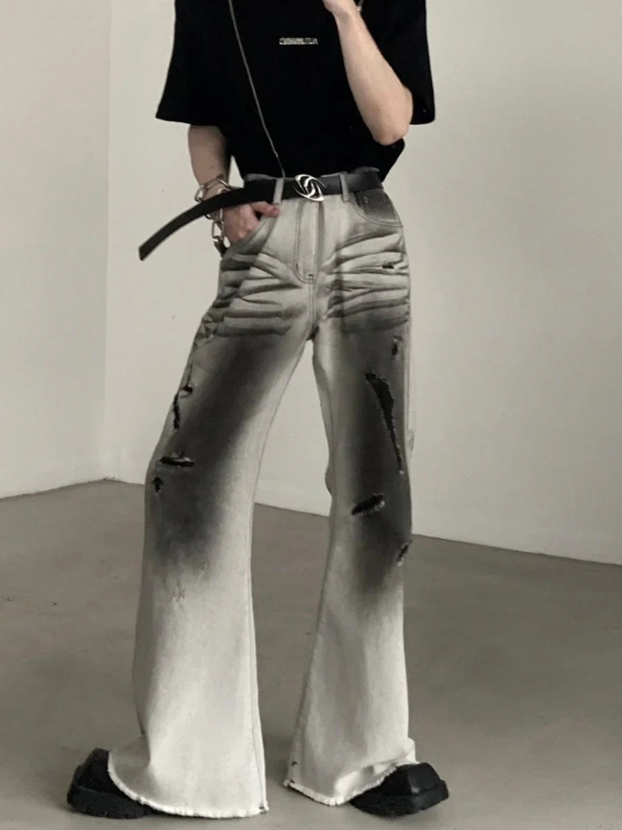 BLACK AND WHITE JEANS B0166