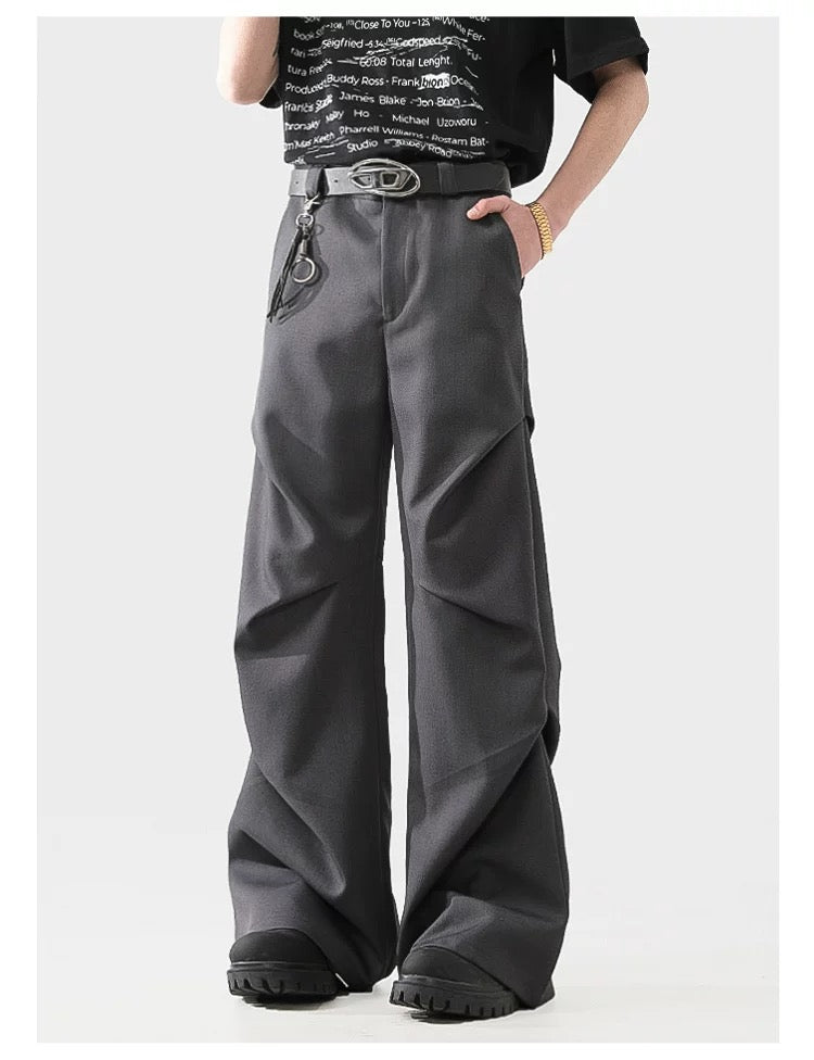 Men’s 3D Pleated Dress Pants – Textured Tailored Trousers for Modern Street Style B0071