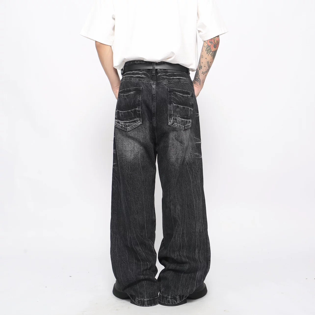 Men’s American Vintage Wide-Leg Denim Jeans B0025