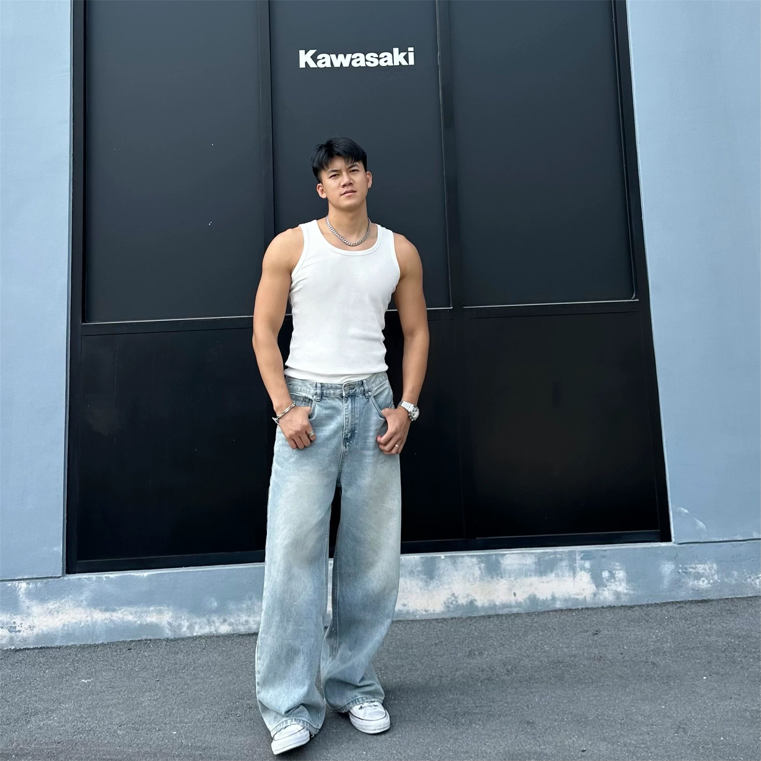 Men’s Vintage Wash Straight Leg Jeans Loose Fit Wide Leg Denim Pants B0100