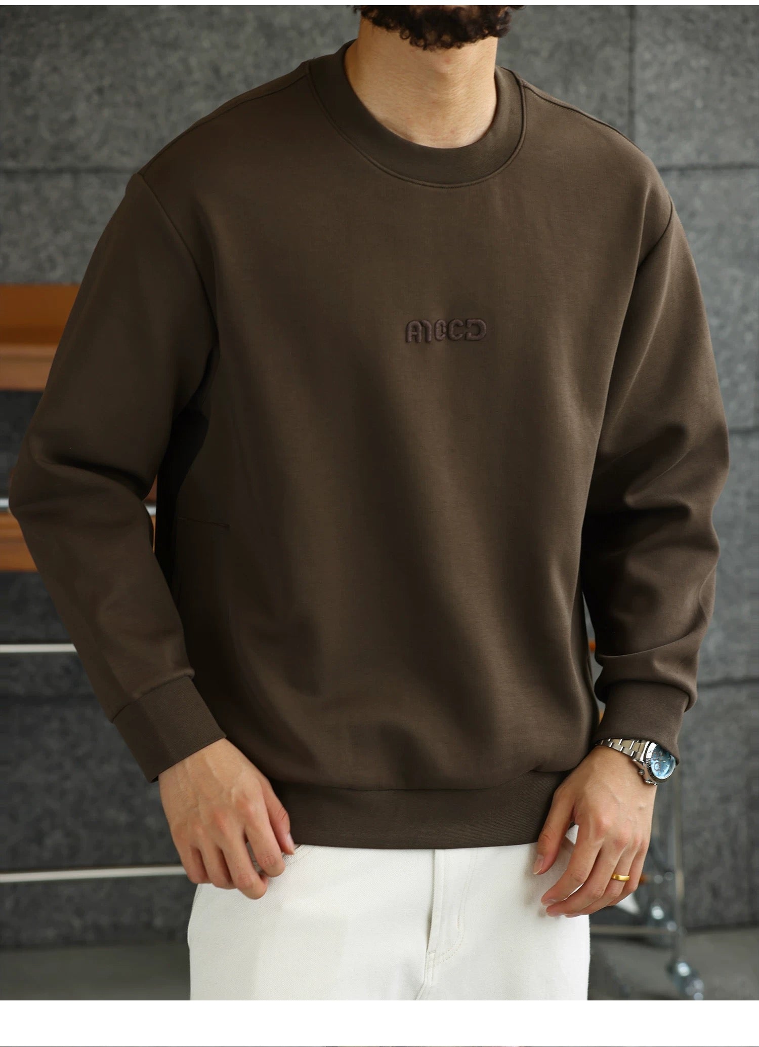 Men’s Air Cotton Embroidered Crewneck Sweatshirt S0018