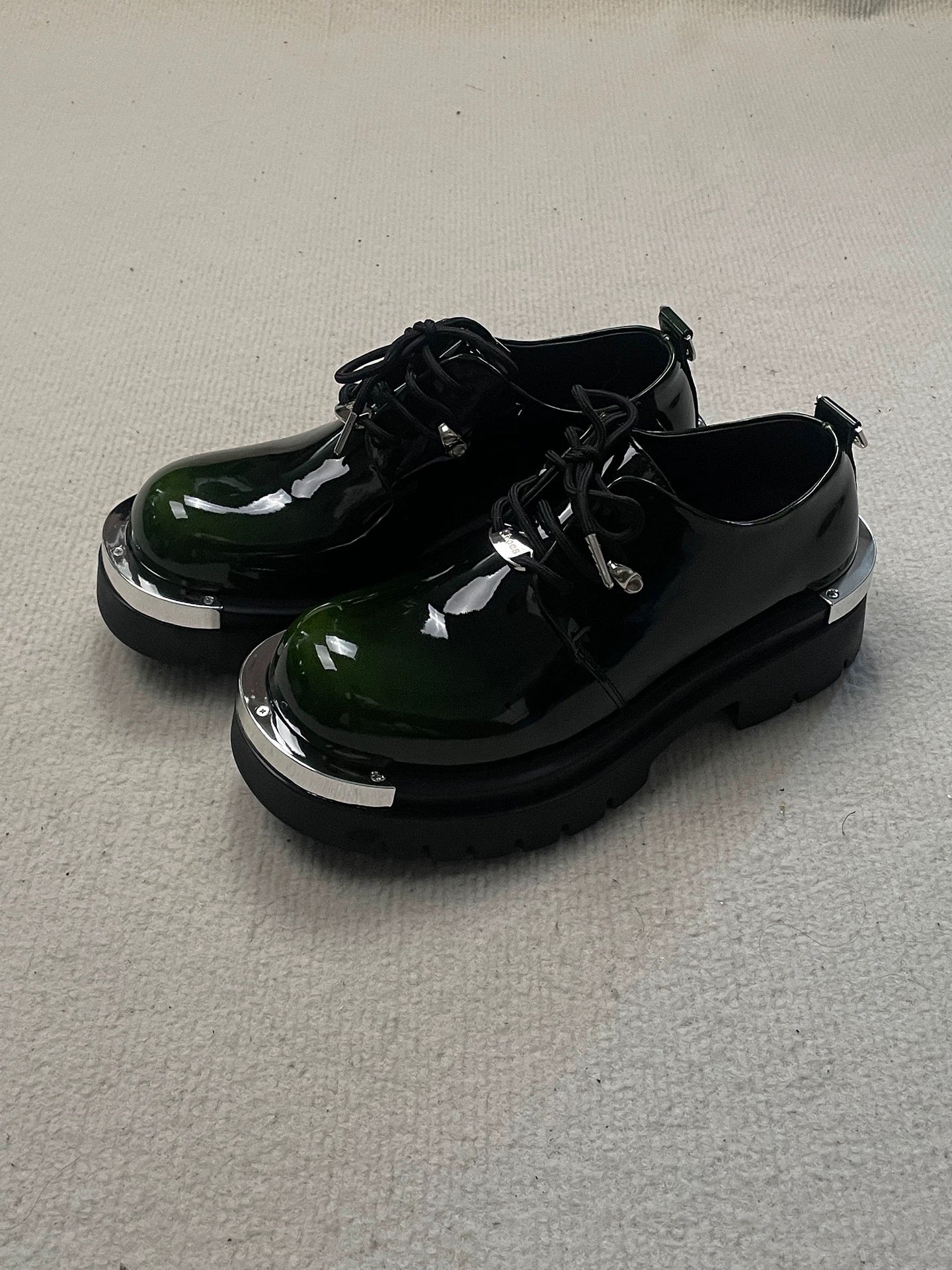 Mocasines Derby gruesos de charol para hombre, zapatos de vestir sin cordones, suela gruesa, zapatos de negocios informales con alzas S0014