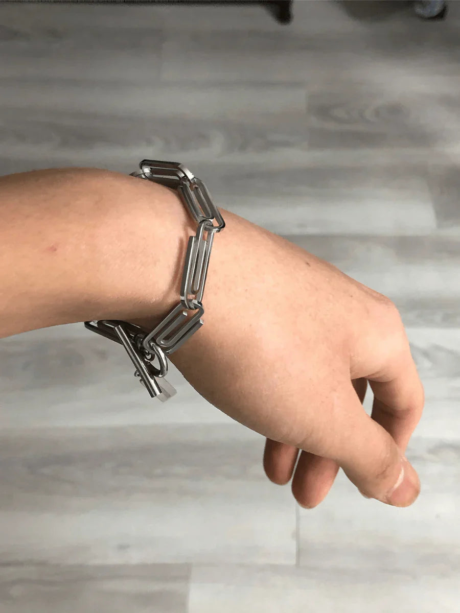 PAPER CLIP BRACELET A0051