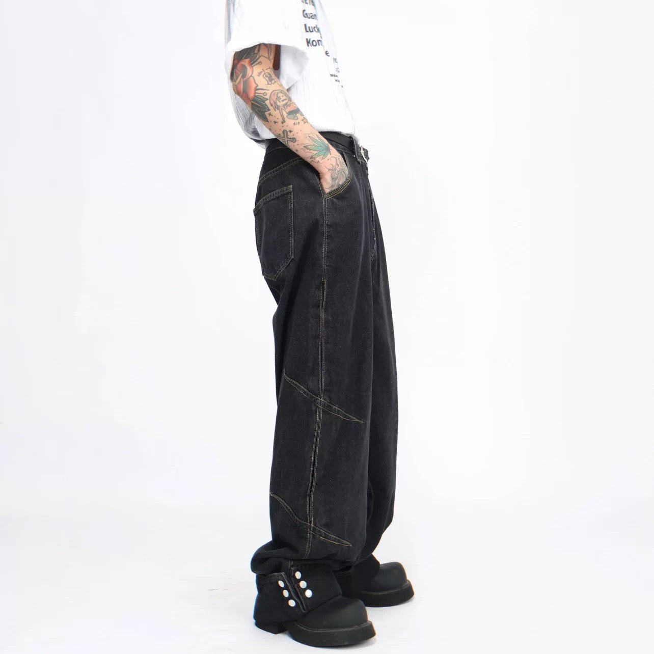 Men’s American Vintage Wide-Leg Denim Jeans B0024