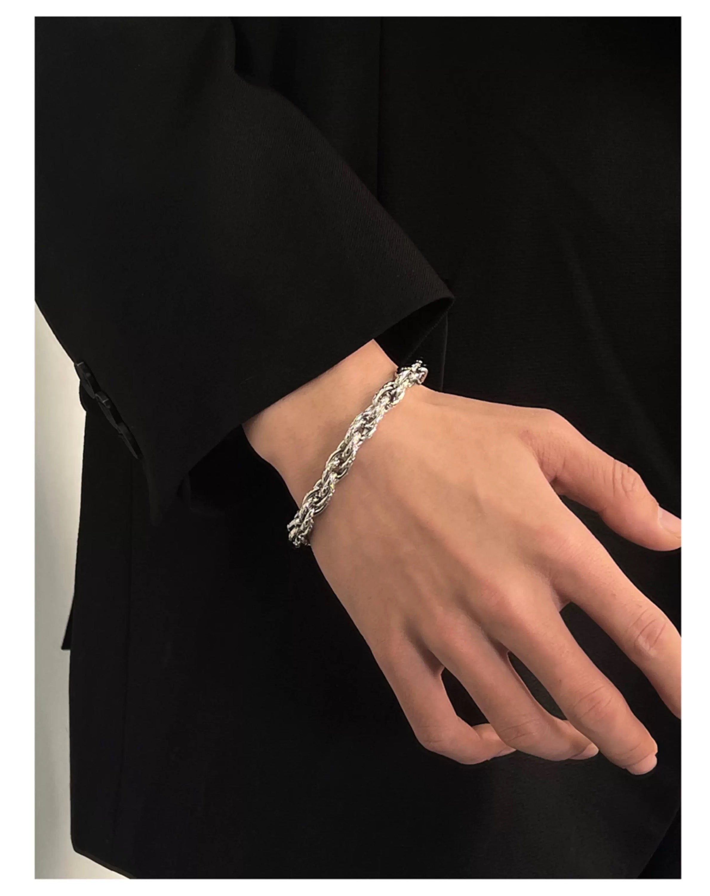 Pulsera unisex de acero y titanio con diamantes retorcidos | Cadena de diseño hip hop con estilo minimalista de lujo O0005
