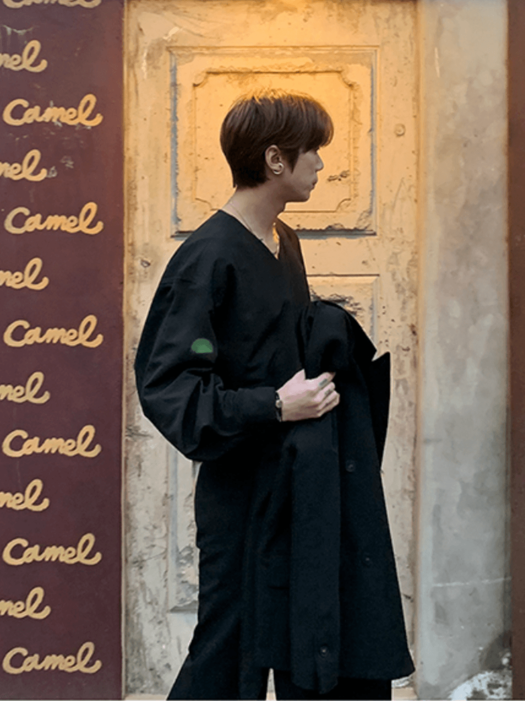 [MRCYC] V Neck Simple Shirt J0131