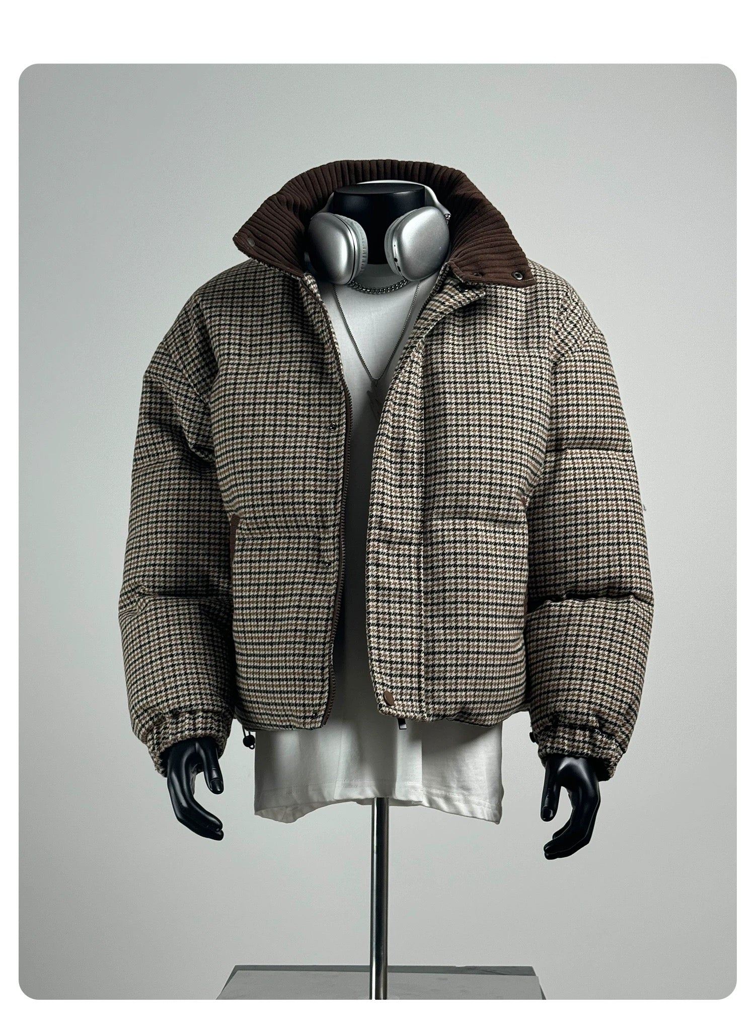 Chaqueta de plumas con cuello alto y estampado pata de gallo para hombre – American Vintage Woven Puffer Coat T0142