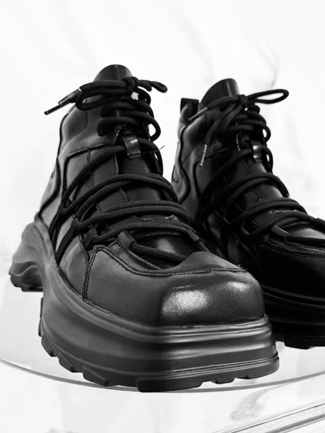 square head Martin boots S028