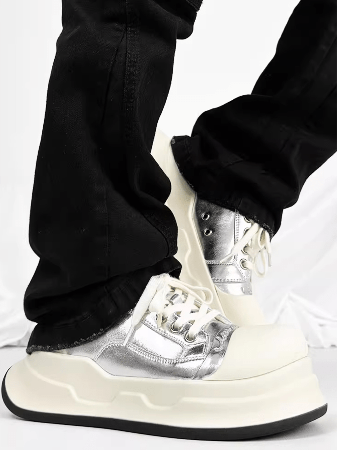 black and white round head shoes S053