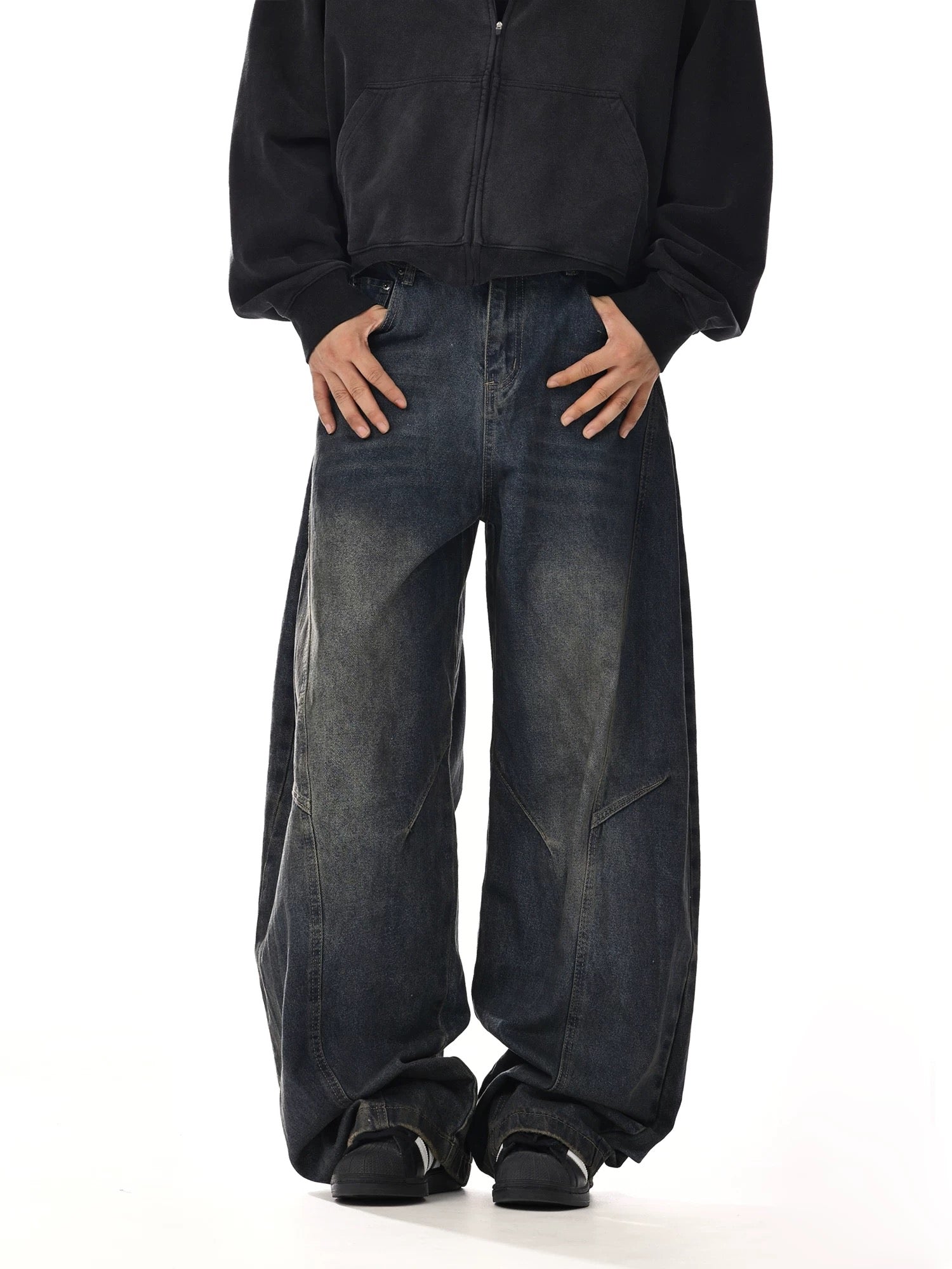 Men’s Structured Saber-Cut Jeans – American Retro Wide-Leg Denim Pants B0069