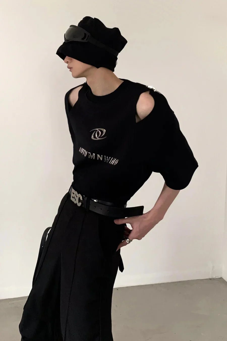 [AUTUMNWIND]DECONSTRUCTED DESIGN T-SHIRT J0091