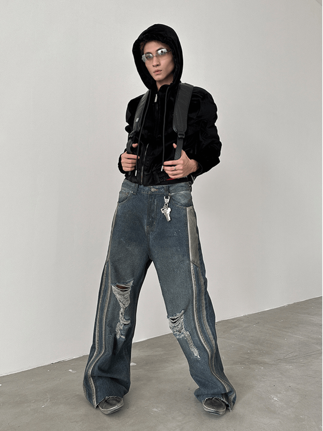 washed ripped jeans B0124