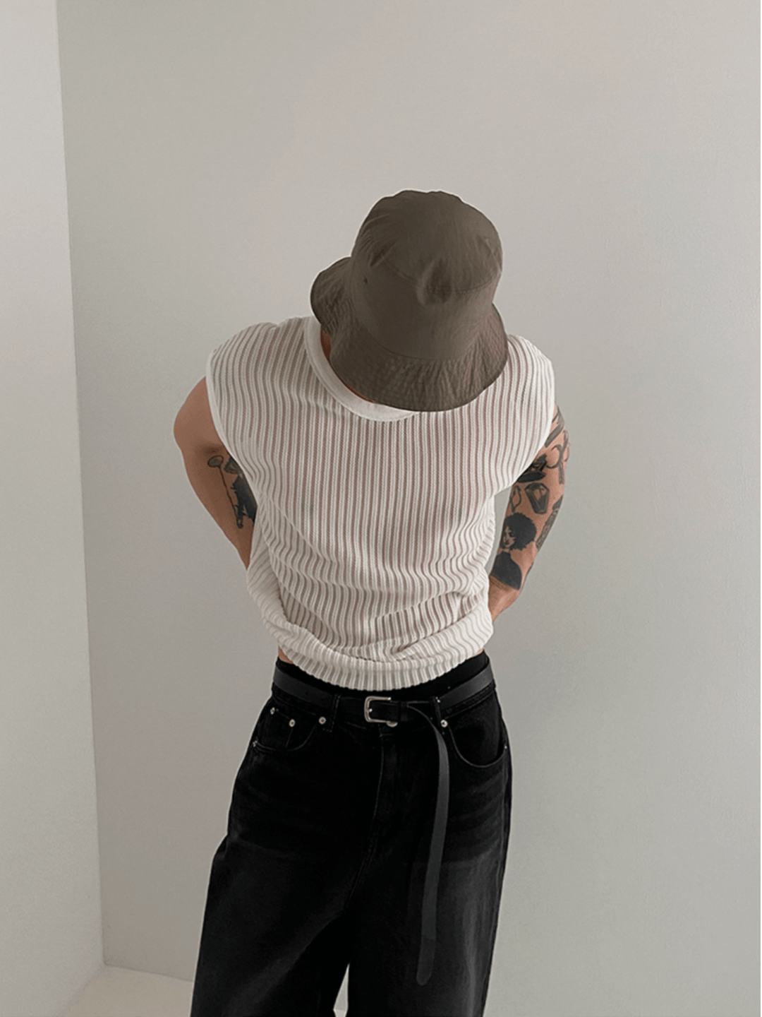 [MRCYC] Round Neck Sleeveless T-shirt J0109