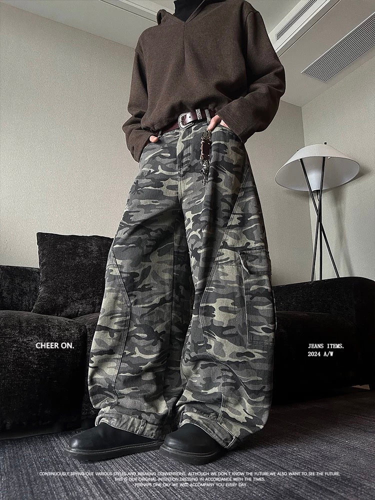 Camouflage Deconstructed Banana Pants - Unisex Wide-Leg Flare Cargo Joggers (Plus Size) B0107