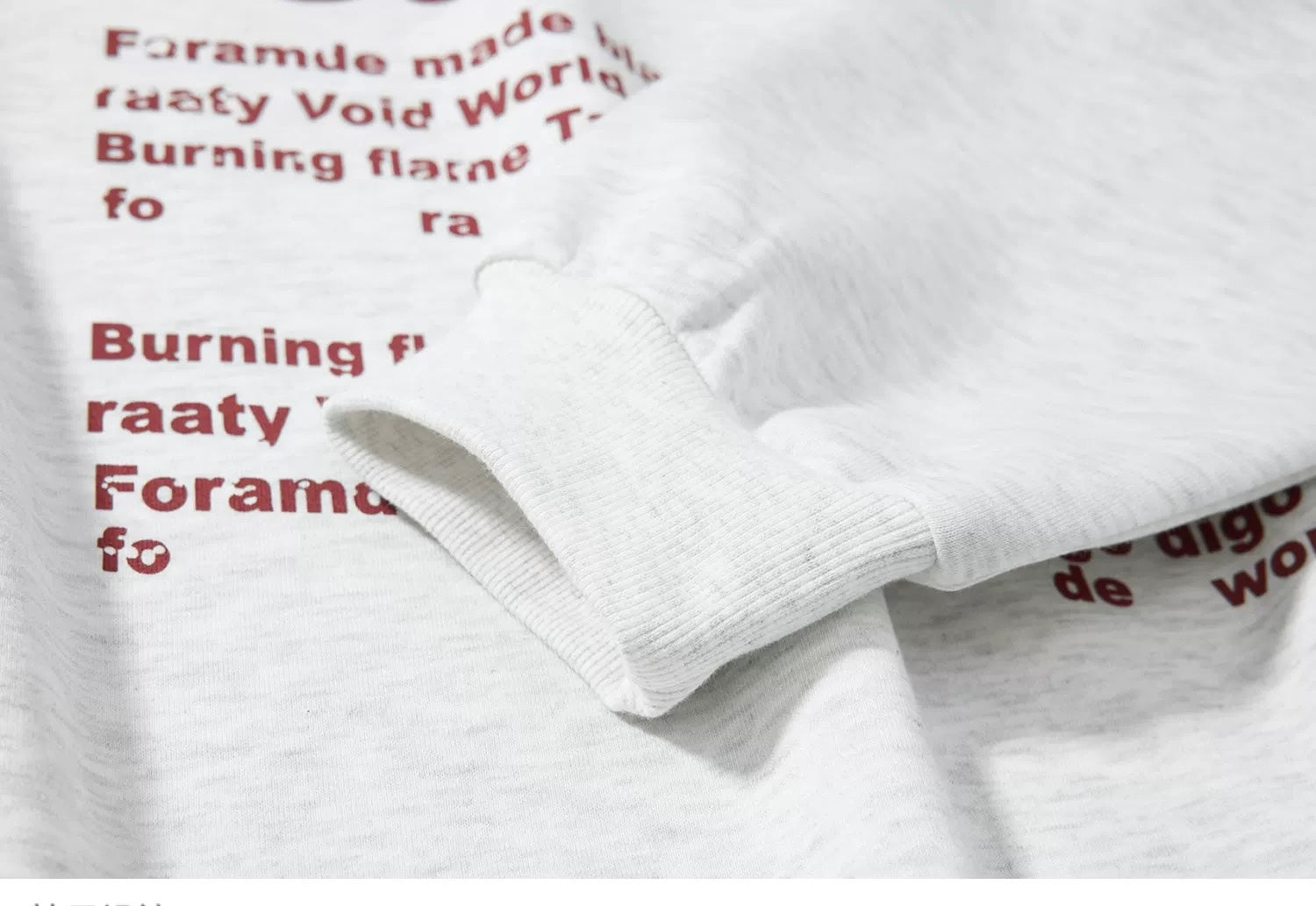 Men’s Vintage Minimalist Hoodie – American Retro Streetwear Pullover with Unique Design S0053