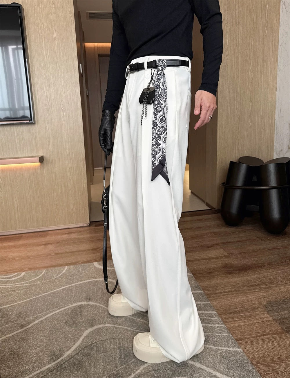 Men’s Vintage Curved-Pocket Trousers – Loose Fit Retro Wide-Leg Pants B0093