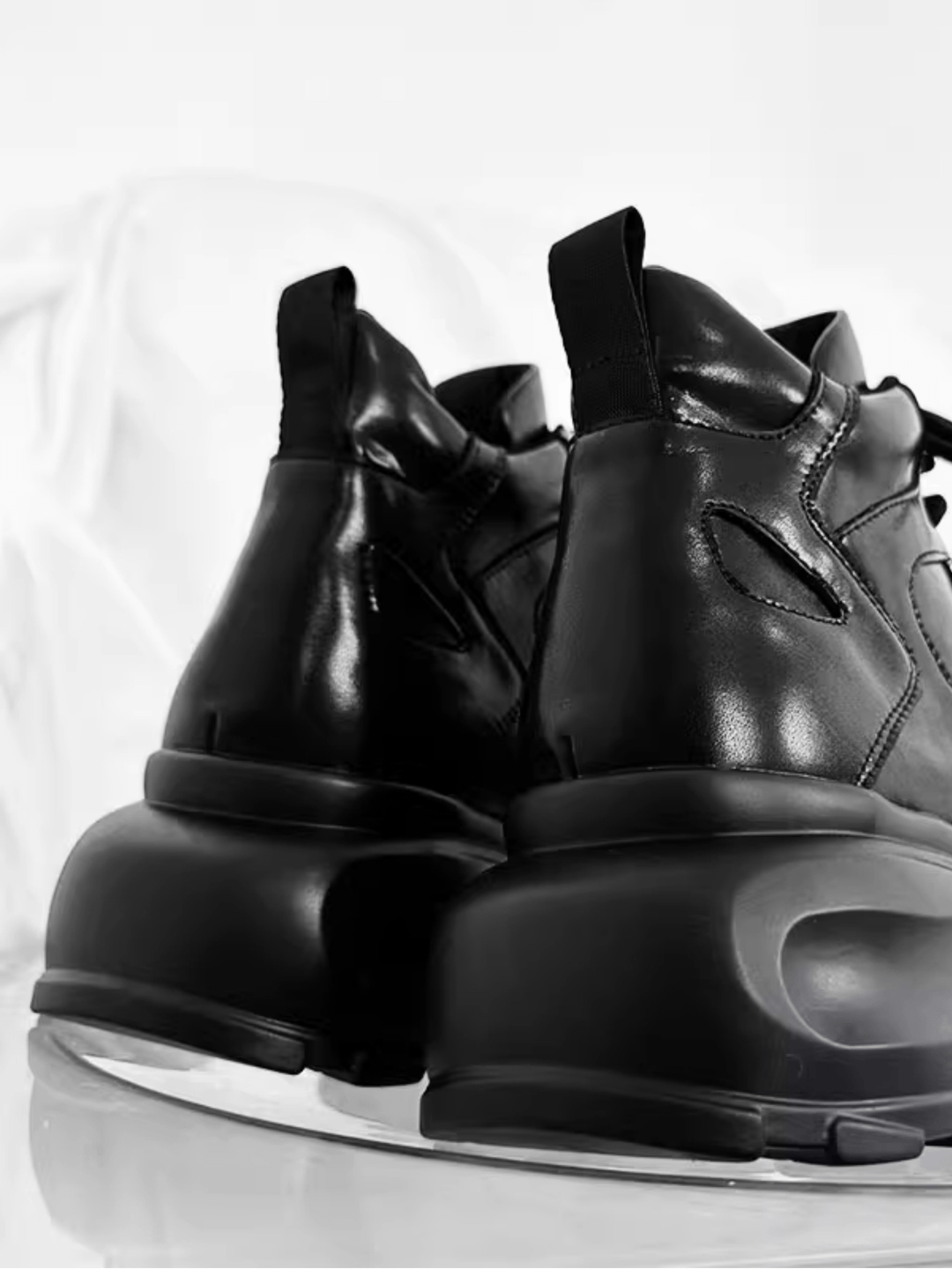 square head Martin boots S028