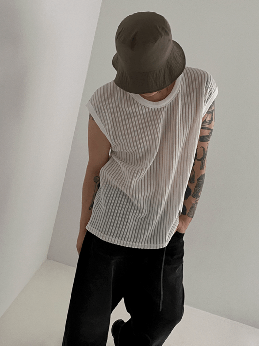 [MRCYC] Round Neck Sleeveless T-shirt J0109