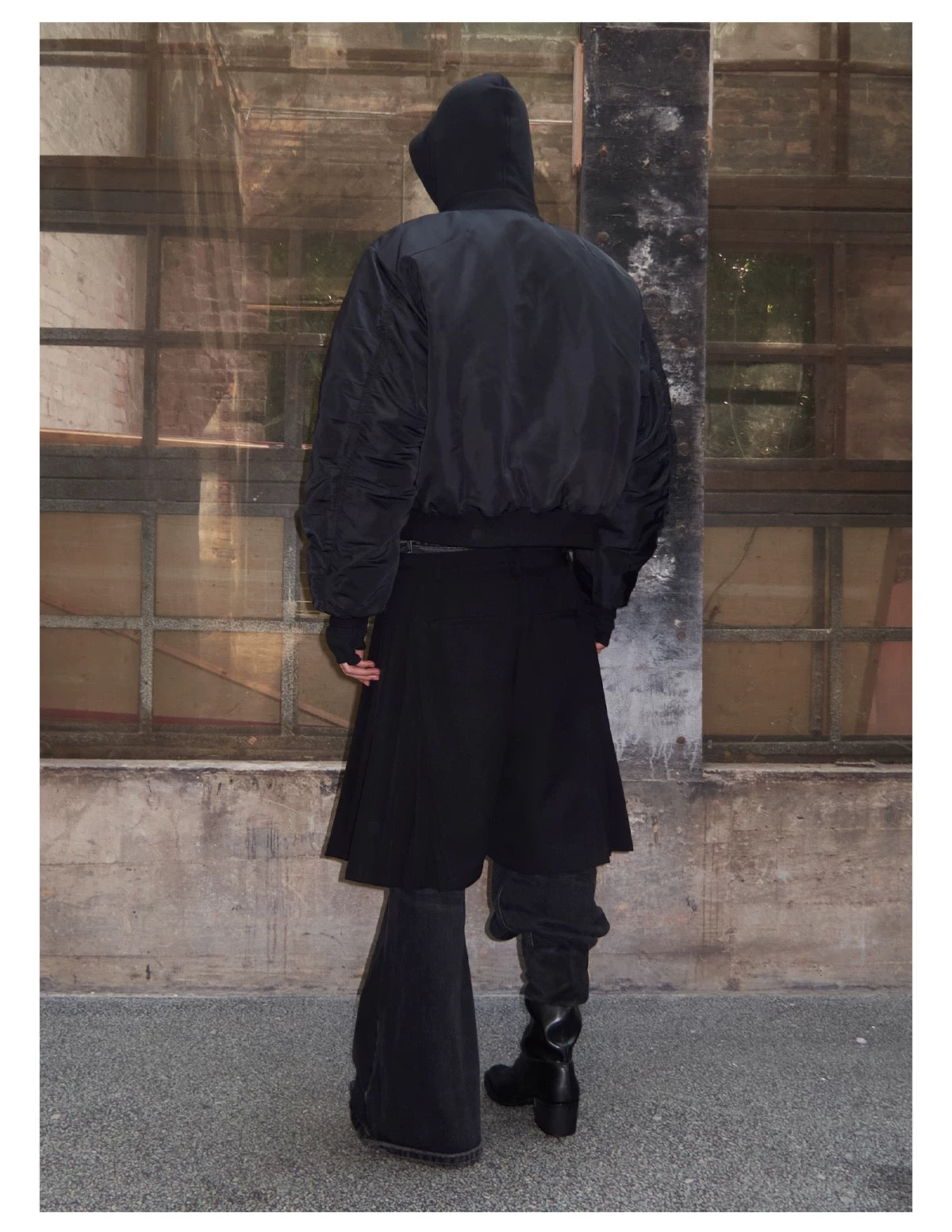 Men’s Curved-Cut Padded Jacket – American Vintage Oversized Blade Silhouette Cotton Coat T0036