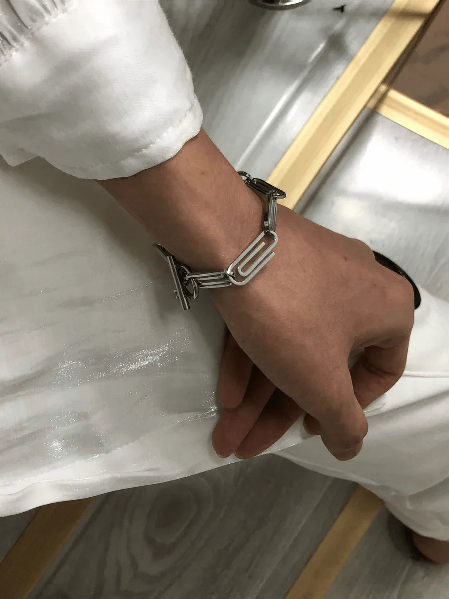 PAPER CLIP BRACELET A0051