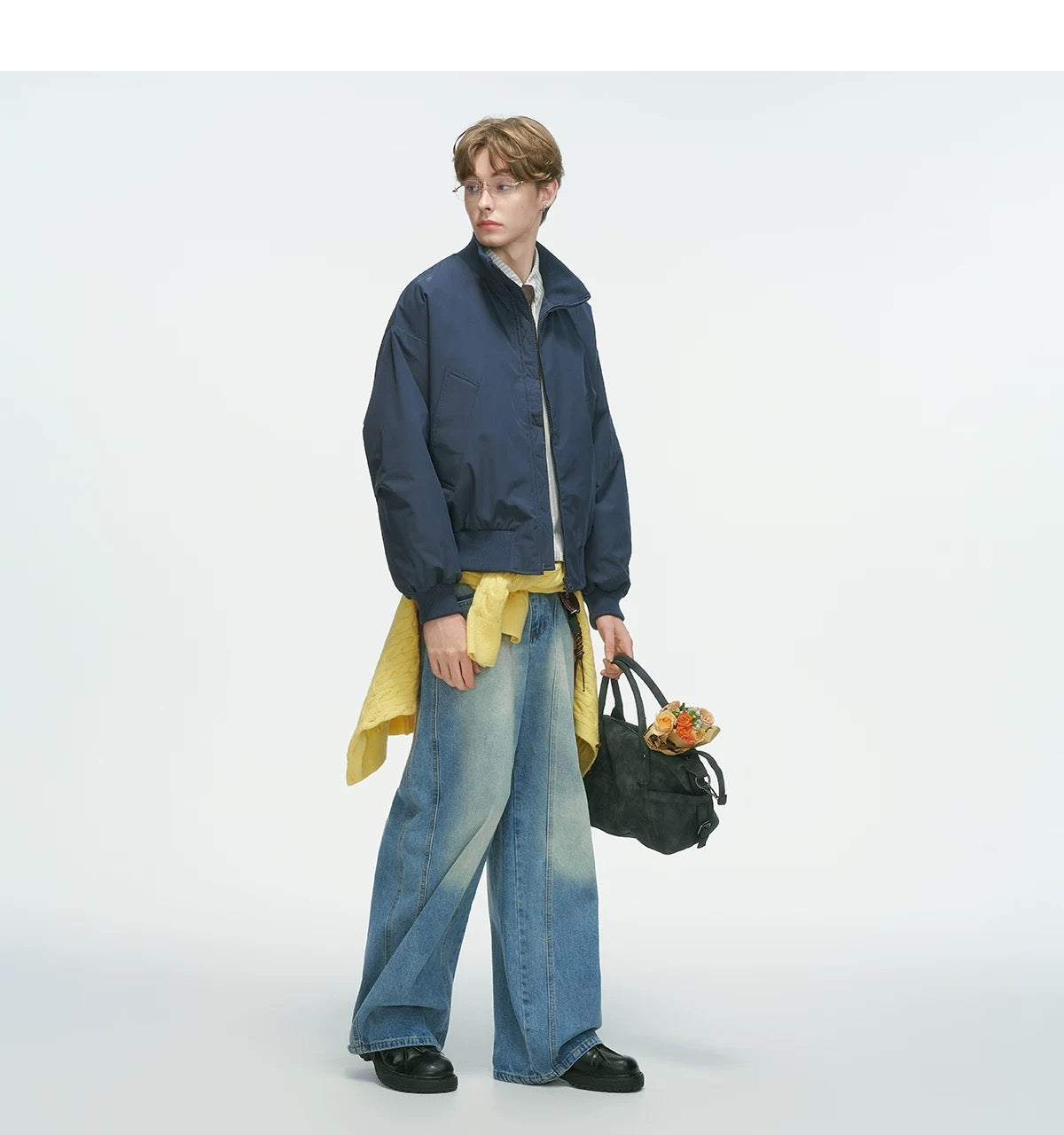 Chaqueta de plumas con cuello alto: minimalista y cálida para el estilo urbano invernal T0021