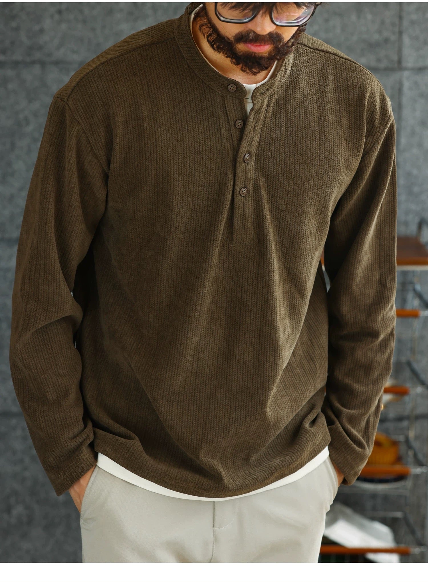 Men’s Classic Henley Tee S0021