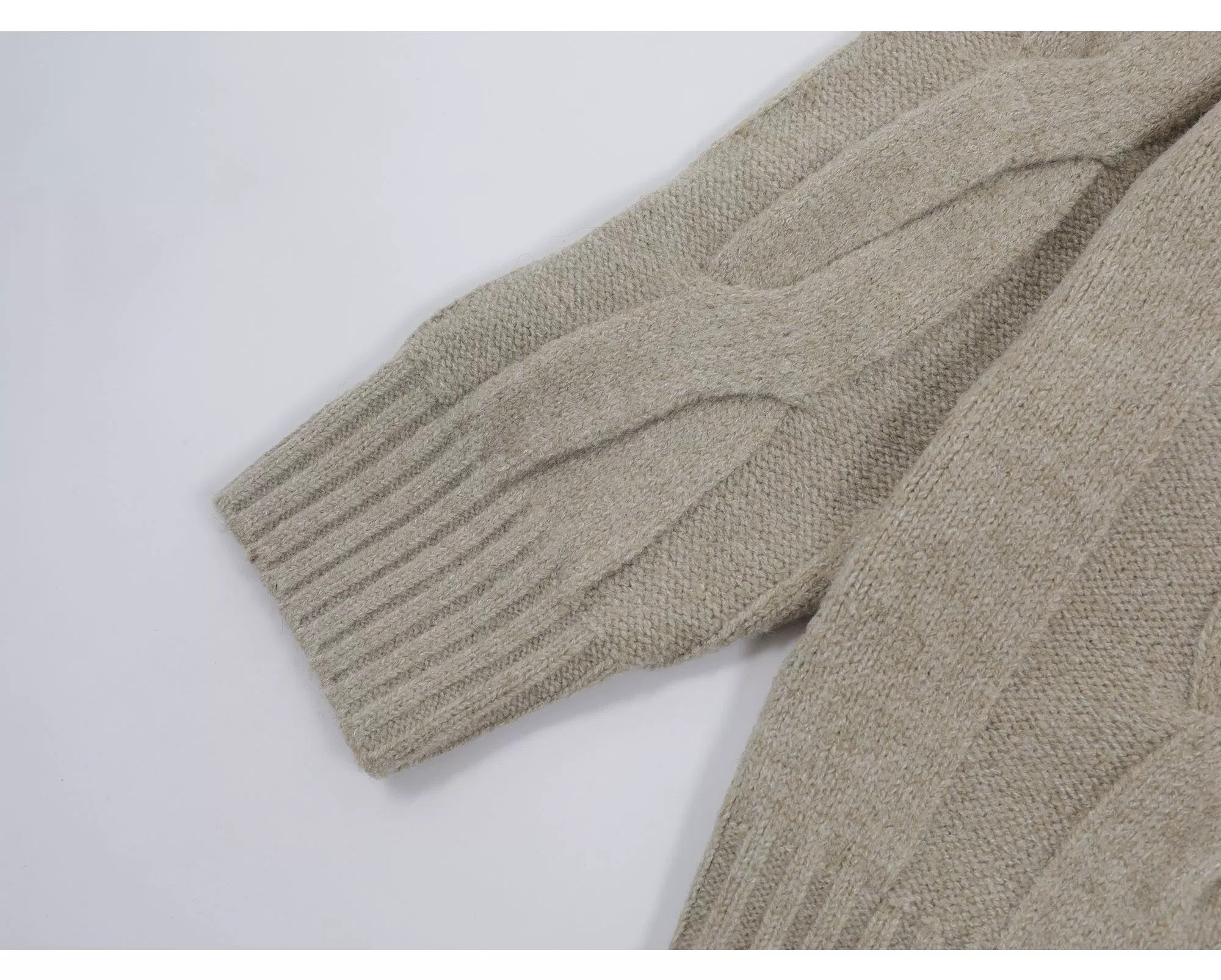 Vintage Cable Knit Turtleneck Sweater – American Retro Textured Pullover for MenS0026