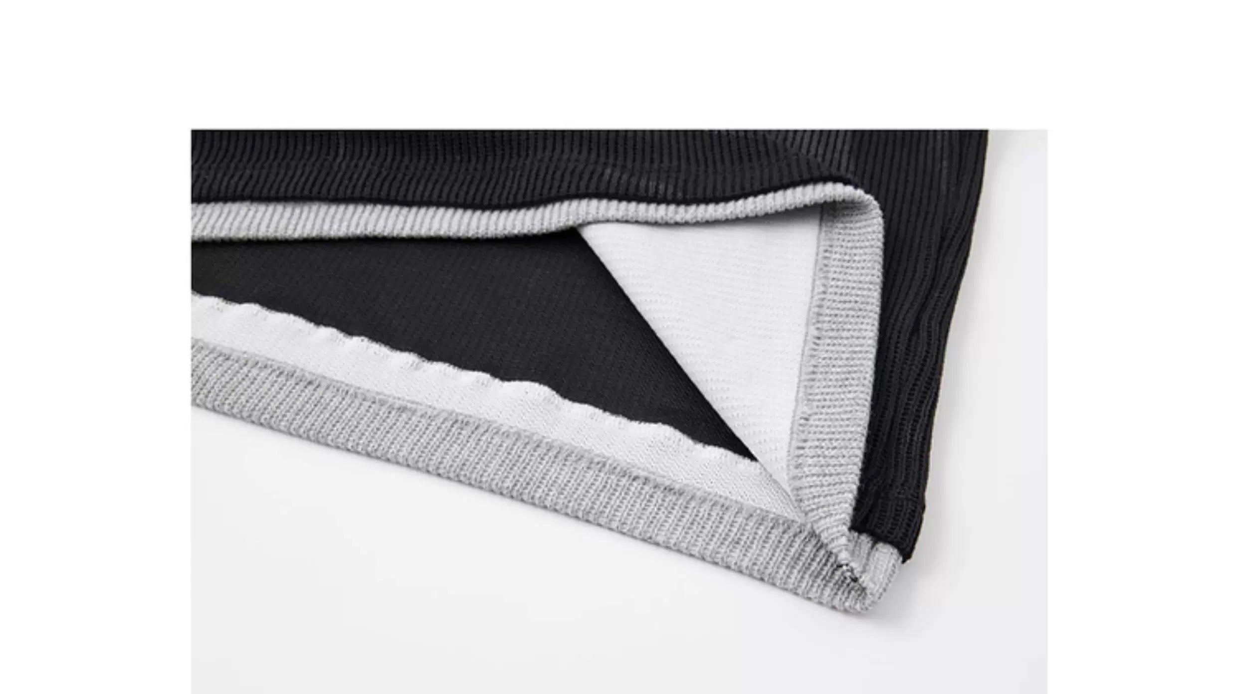 Men's 2025 New Textured Henry Neck Fake Two-Piece - Korean-Style V-Neck Long-Sleeve Base T-Shirt T0040