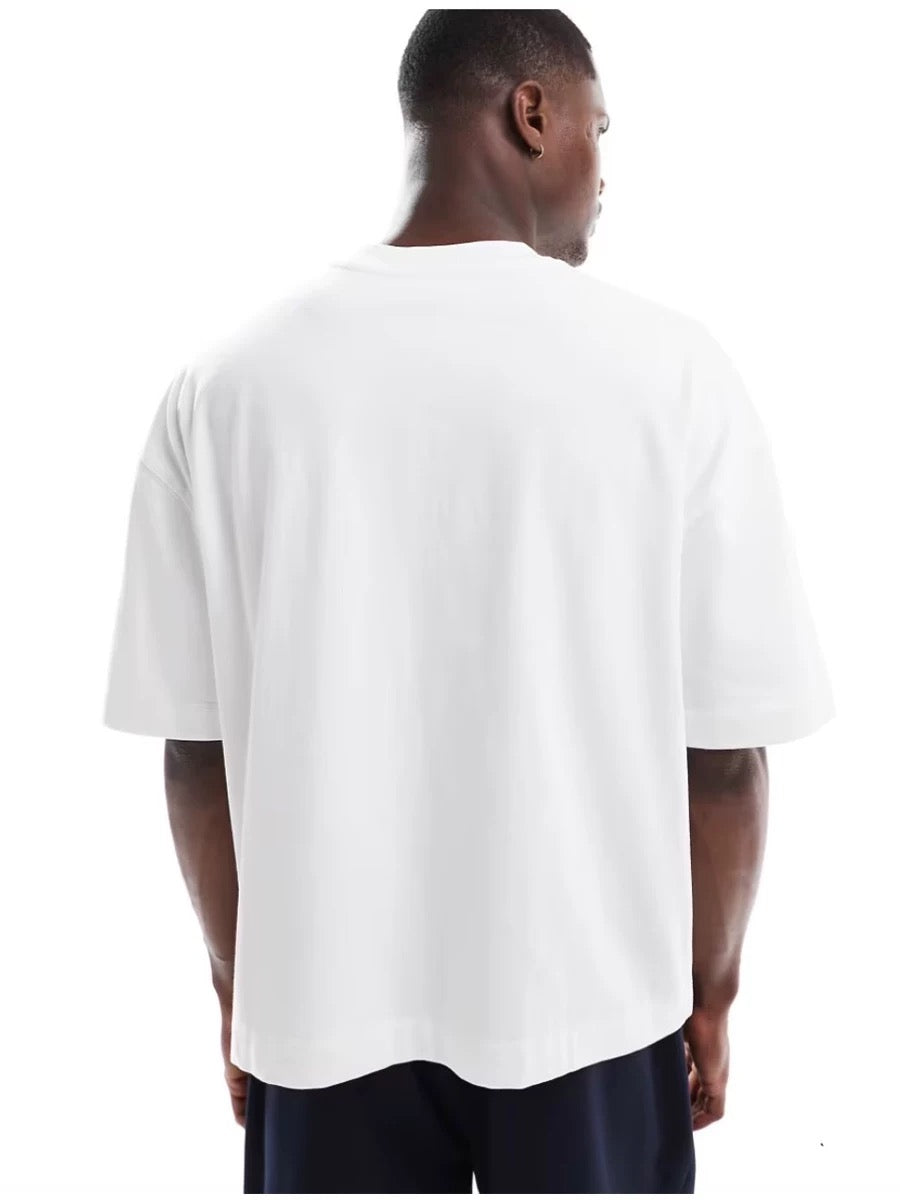 Camiseta blanca con hombros estructurados para hombre – Camiseta minimalista americana S0051