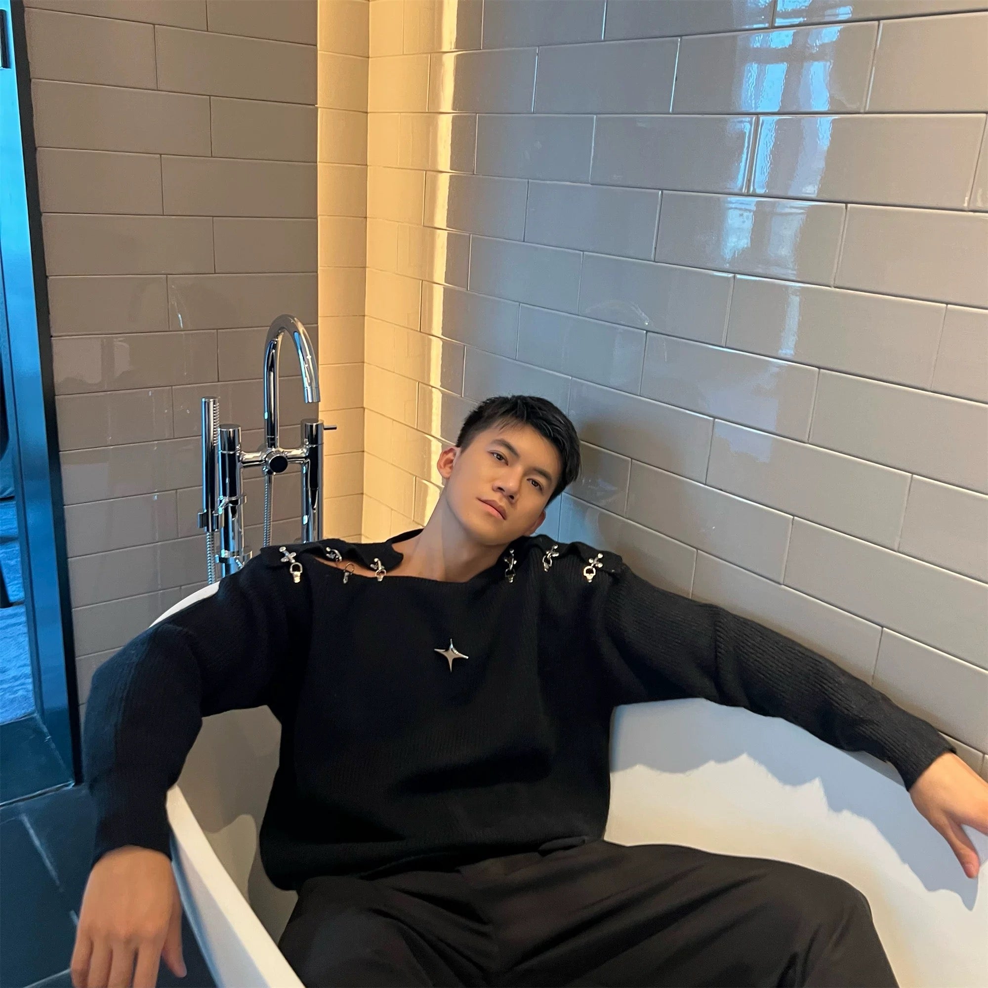 Suéter de punto con hebilla para hombre | Suéter holgado y cálido con estilo urbano T0056