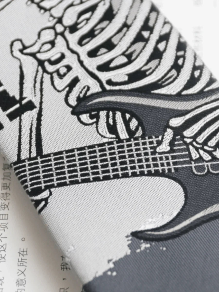 DARK GRAY SKULL TIE TREND A0037