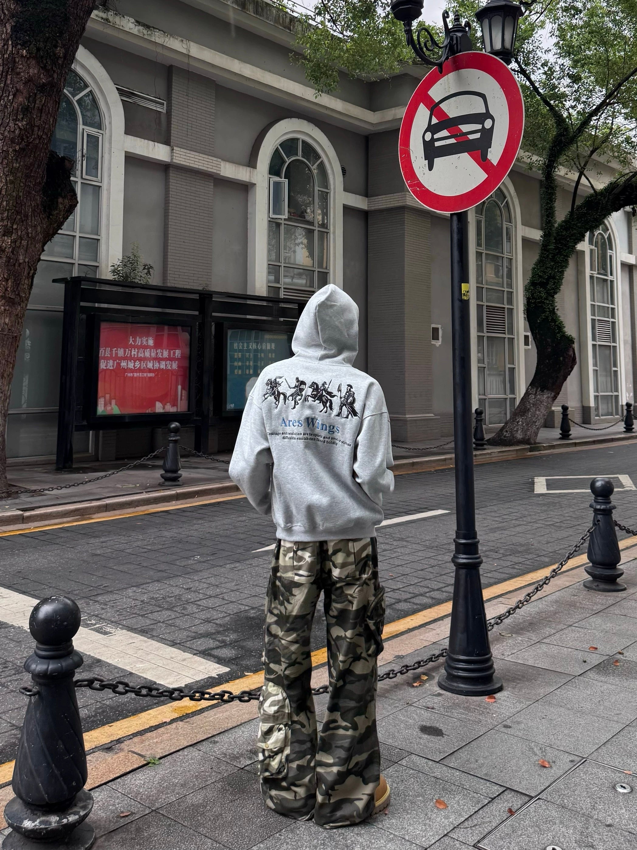 Men’s Embroidered Warhorse Hoodie – American Retro Street Pullover Sweatshirt S0046